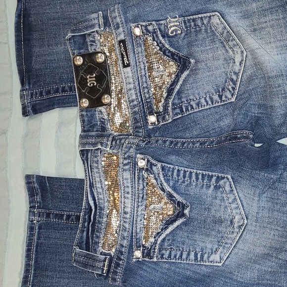 Miss Me Chain Jeans - Picture 7 of 12